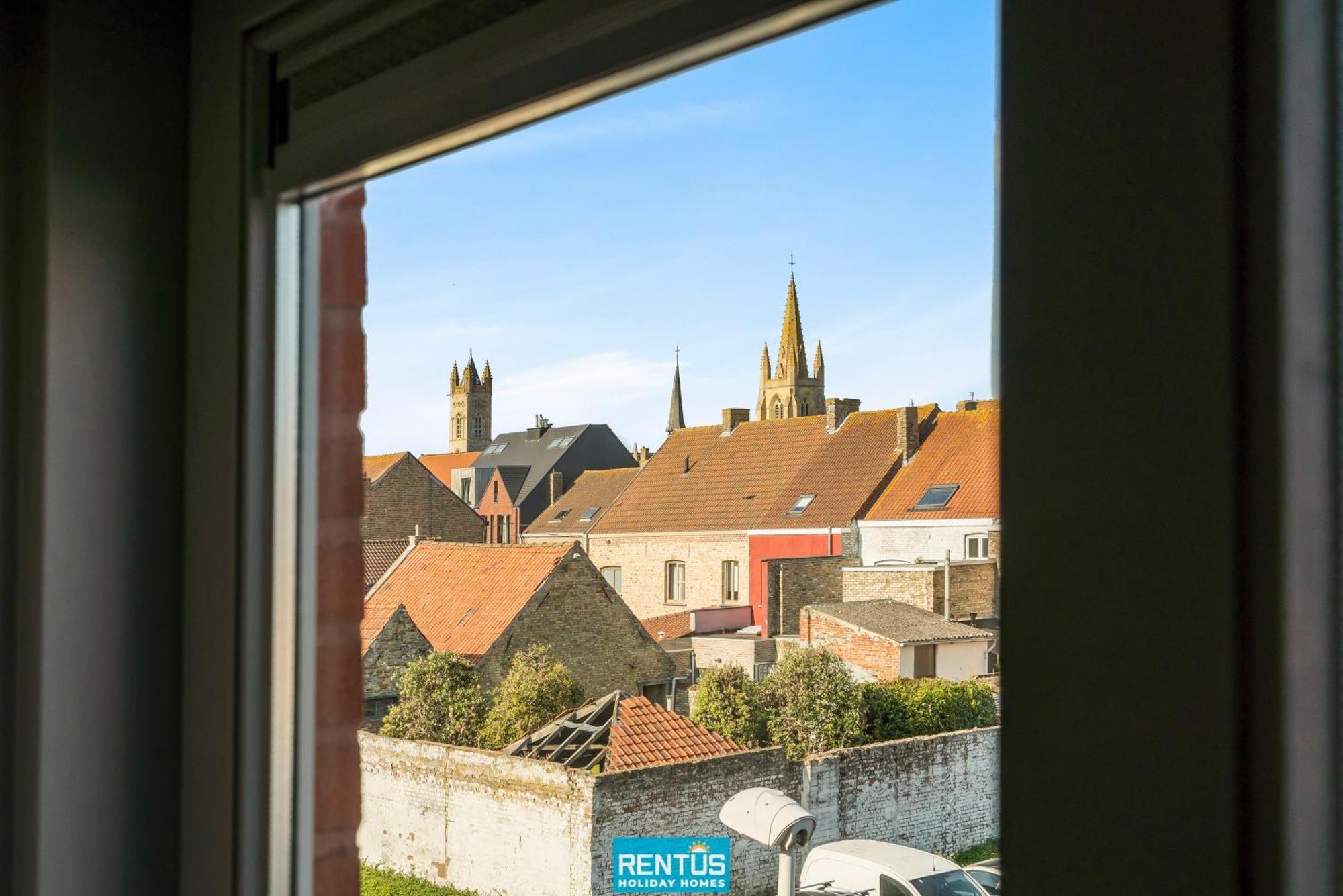 Bekehof - Apartment In The City Centre Of Nieuwpoort Exteriör bild