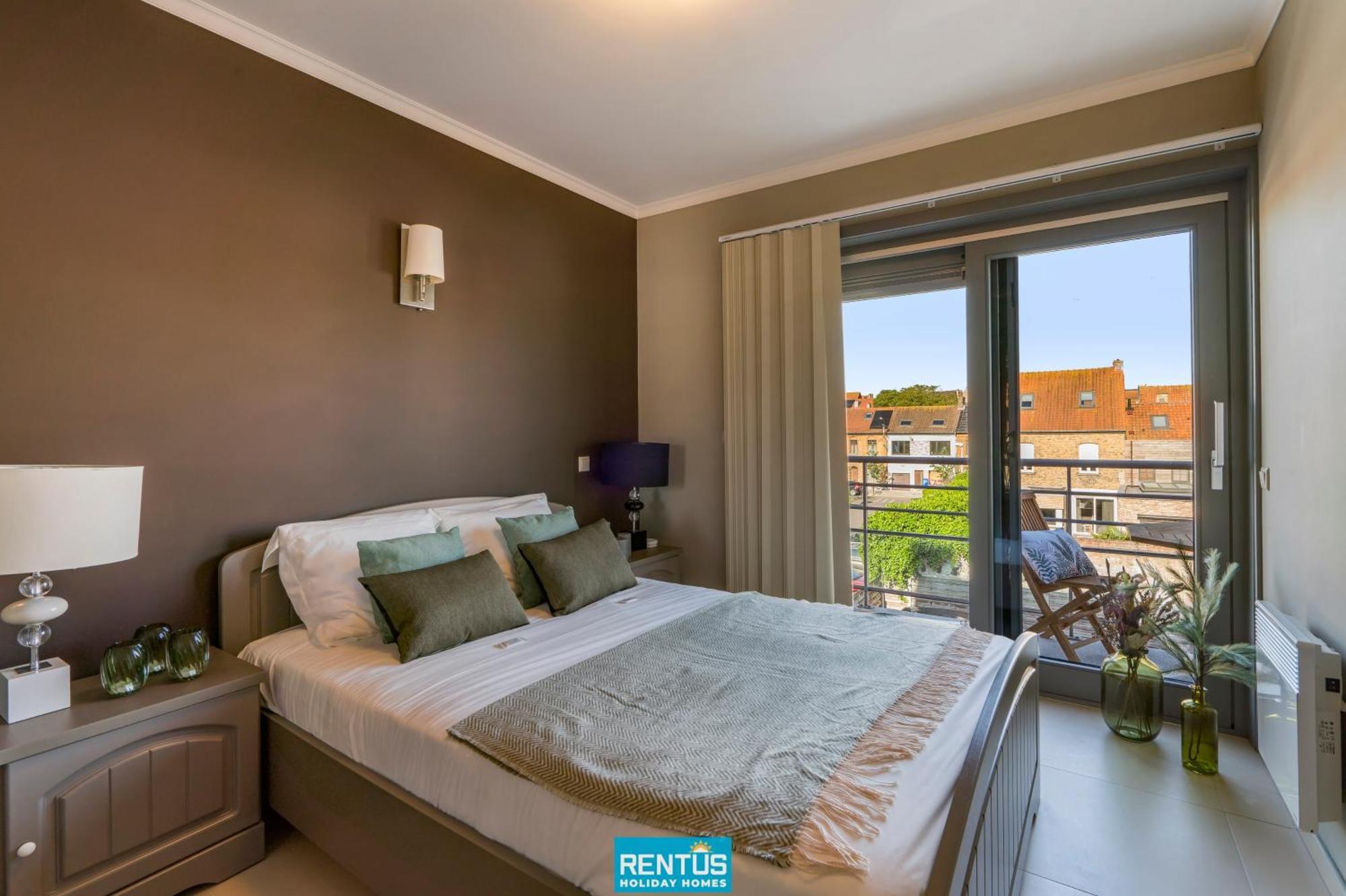 Bekehof - Apartment In The City Centre Of Nieuwpoort Exteriör bild